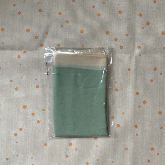 NEW Madewell silk bandana - Picture 4 of 4